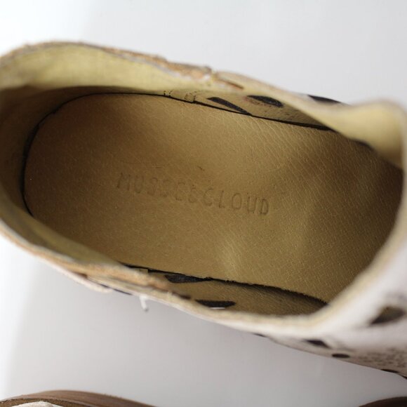 Musse & Cloud Western laser cut distressed white Booties Ankle boots 5 US  / 36 - Picture 10 of 14